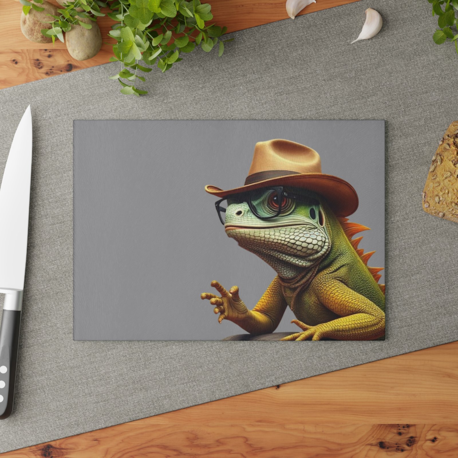 Iguana Dragon Glass Cutting Board - Unique Kitchen Decor, Perfect Gift for Chefs, Home Cooks, and Housewarmings, Ideal for Birthdays or Holidays - Image 4