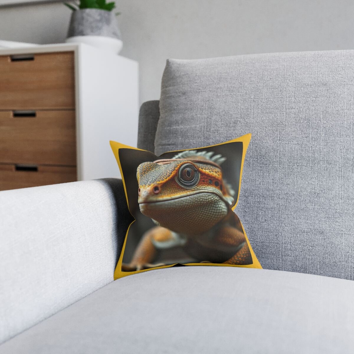 Iguana lizard Bearded Dragon Gecko Chamelian Water Dragon - Image 4
